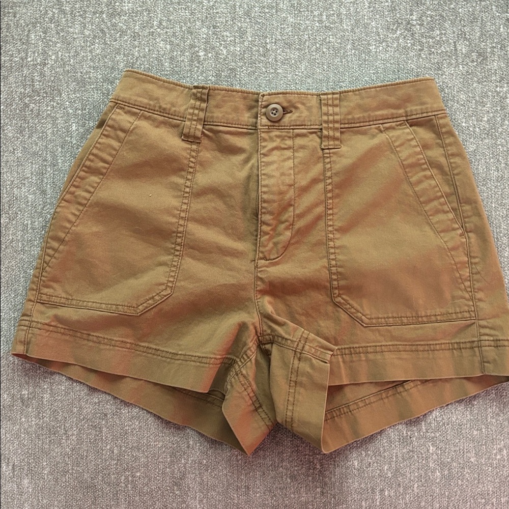 Old Navy Women's Cargo Shorts in Brown